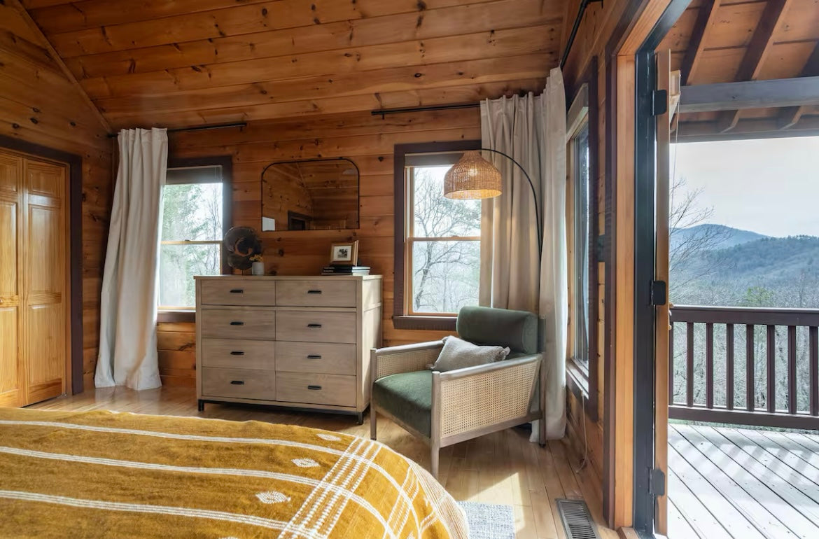 Her Roots: A Sacred Sister’s Corner 3 Day Luxury Cabin Retreat (Full Admission)